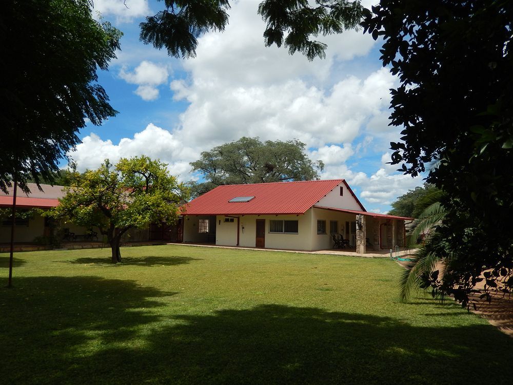 Dornhuegel Guestfarm Hotell Grootfontein Eksteriør bilde