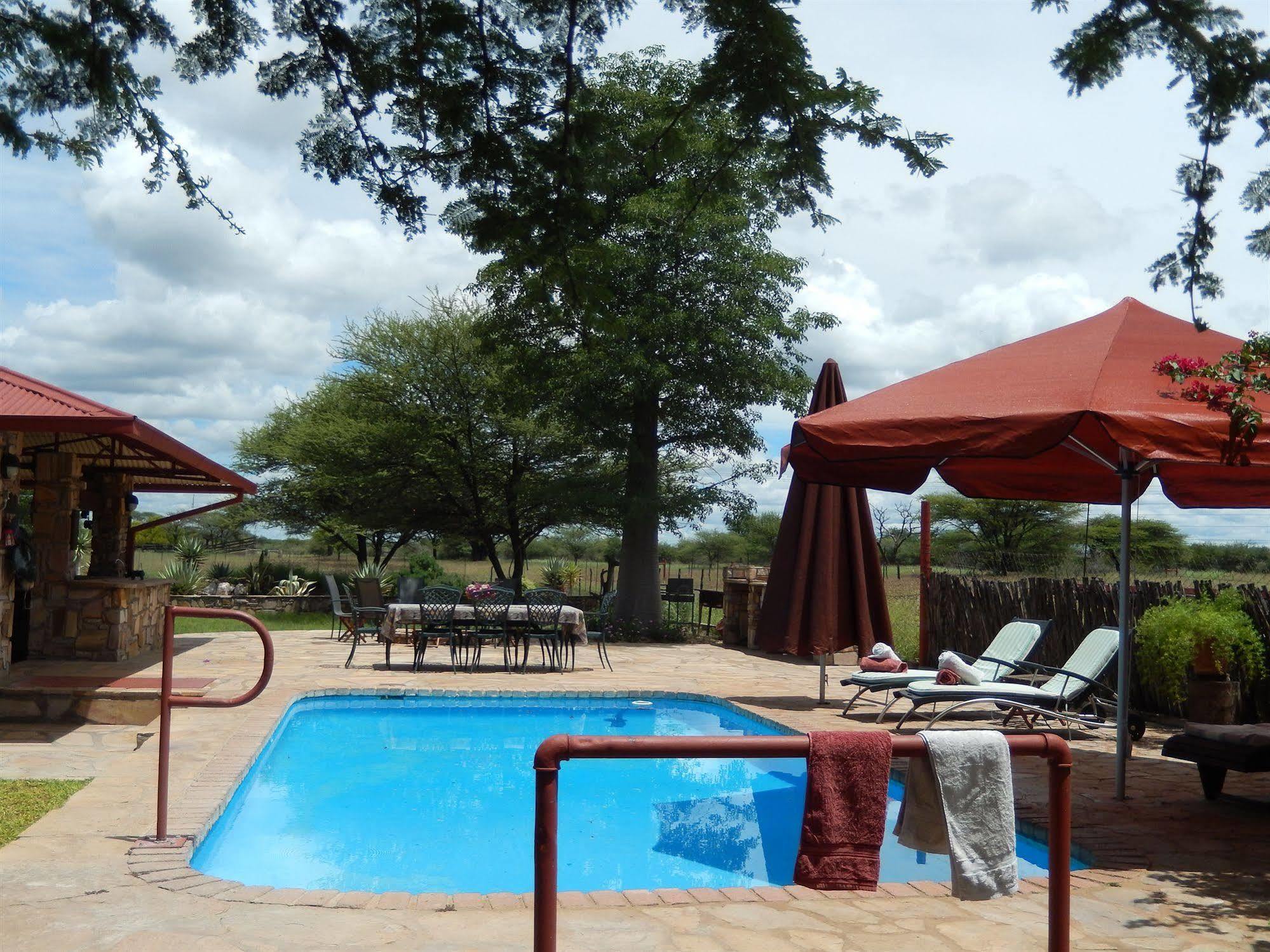 Dornhuegel Guestfarm Hotell Grootfontein Eksteriør bilde
